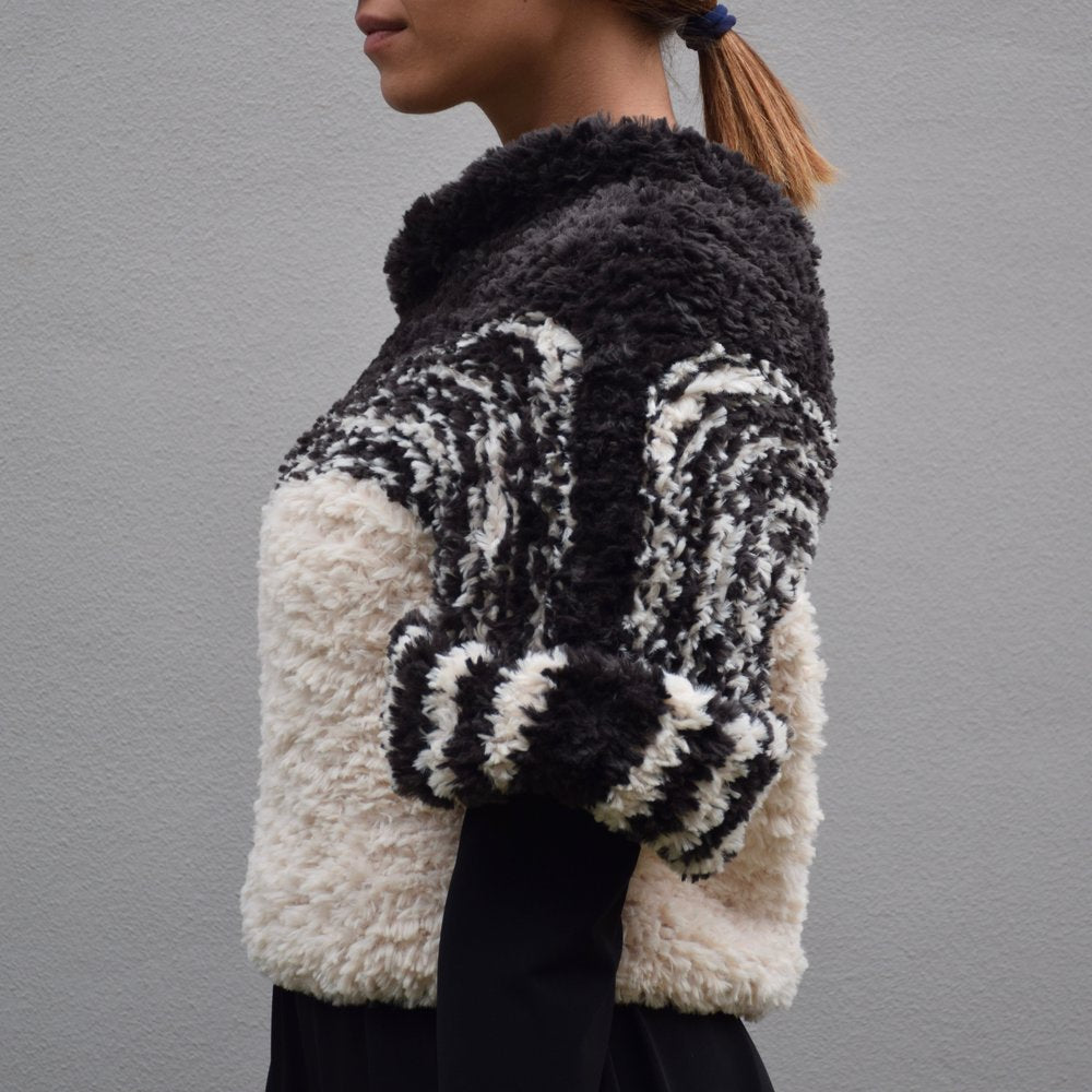 Mini pull "Fur Design"