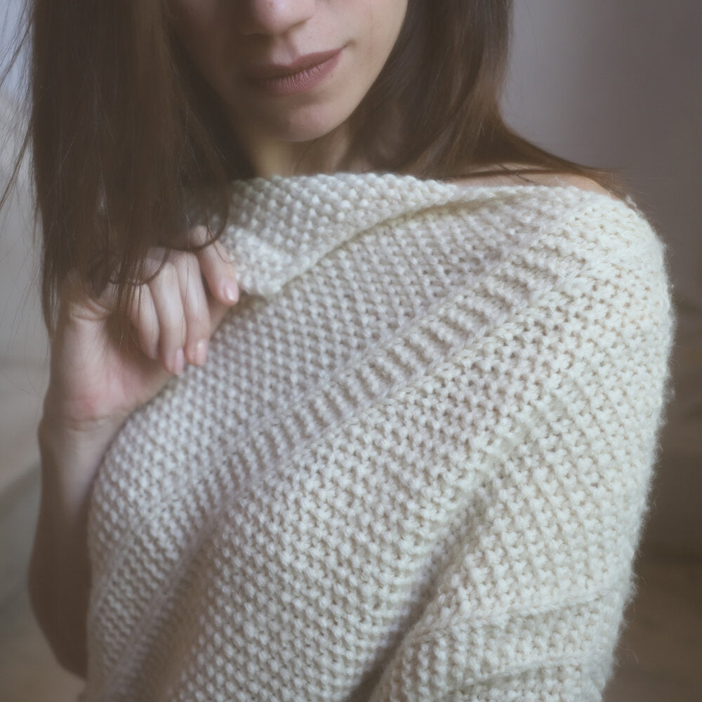 Poncho Tallin - White Collection