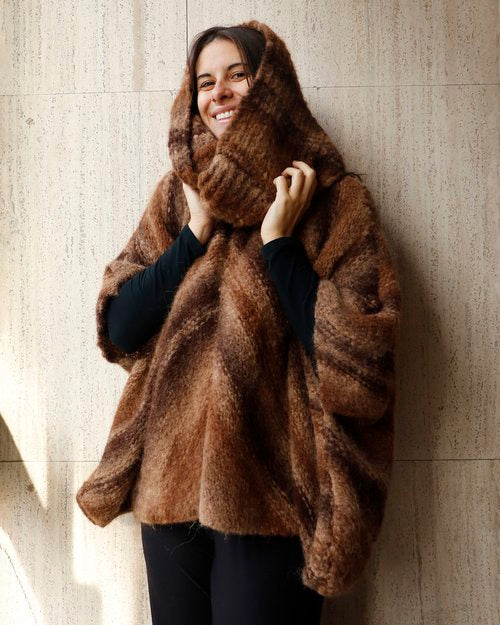 Poncho Visone